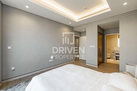 Villa in Jumeirah Bay Island, Jumeirah, Dubai 3 bedrooms, 274.53 sq.m. № 136103 - photo 5