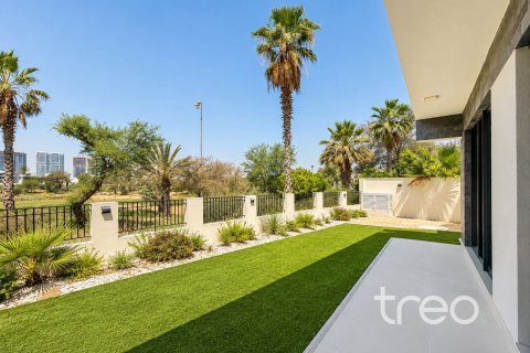 Townhouse in Silver Springs, DAMAC Hills (Akoya by DAMAC), Dubai 6 bedrooms, 326.18 sq.m. № 134671 - photo 15