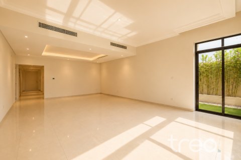 Maison de ville à DAMAC Hills (Akoya by DAMAC), Dubai, 5 chambres, 345.04 m², № 134665 - photo 2