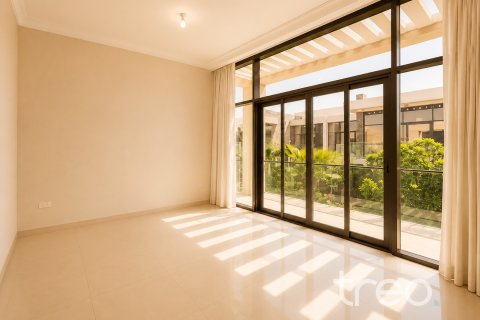 Maison de ville à DAMAC Hills (Akoya by DAMAC), Dubai, 5 chambres, 345.04 m², № 134665 - photo 5