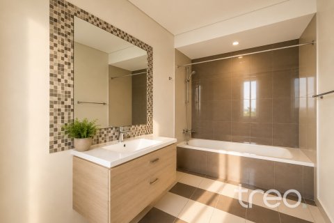 Maison de ville à DAMAC Hills (Akoya by DAMAC), Dubai, 5 chambres, 345.04 m², № 134665 - photo 9