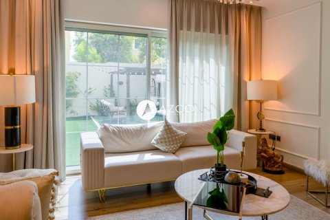 Villa à Jumeirah Park, Dubai, 4 chambres, 510.8 m², № 42136 - photo 10