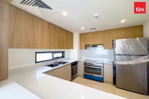 Villa in Dubai 4 bedrooms, 444.4 sq.m. № 49408 - photo 4