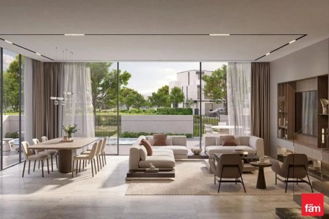Villa in Dubai 5 bedrooms, 372.6 sq.m. № 50042 - photo 2