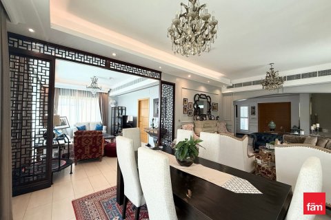 Villa in Dubai 4 bedrooms, 658.1 sq.m. № 41502 - photo 24