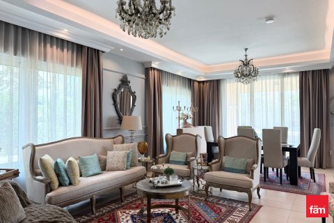 Villa in Dubai 4 bedrooms, 658.1 sq.m. № 41502 - photo 22