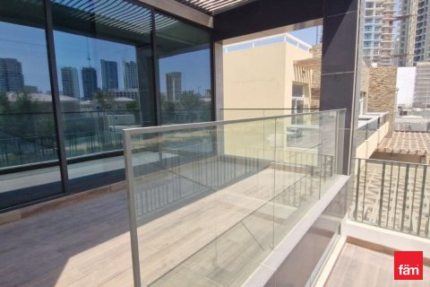 Villa en Dubai, 5 dormitorios, 250.7 m², № 58149 - foto 13