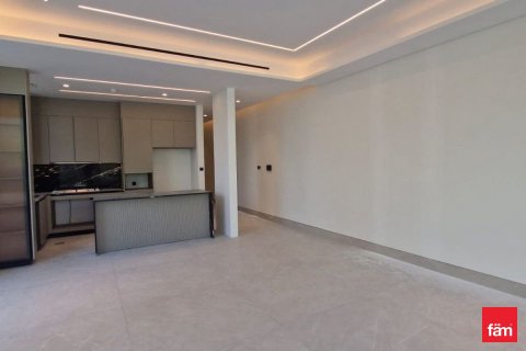 Villa en Dubai, 5 dormitorios, 250.7 m², № 58149 - foto 1