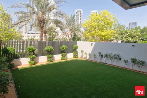 Villa en Dubai, 5 dormitorios, 250.7 m², № 58149 - foto 14