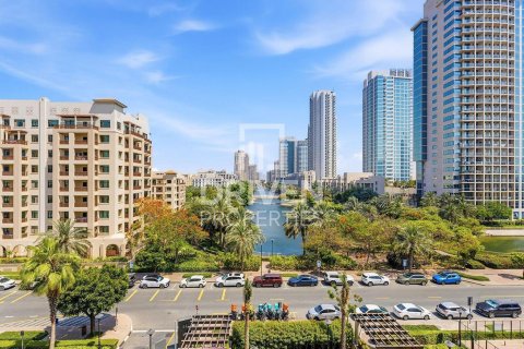 Apartment in The Views, Dubai 2 bedrooms, 116.04 sq.m. № 129317