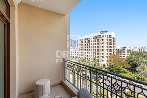 Apartment in The Views, Dubai 2 bedrooms, 116.04 sq.m. № 129317 - photo 6