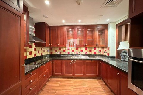 Apartamento en Yansoon, Old Town, Dubai, 2 dormitorios, 136 m², № 73793 - foto 13