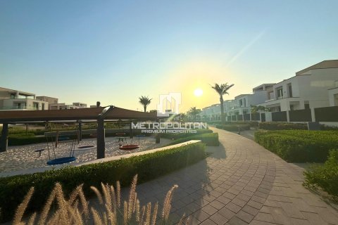 Villa en Arabian Ranches 3, Dubai, 4 dormitorios, 378 m², № 73794 - foto 25