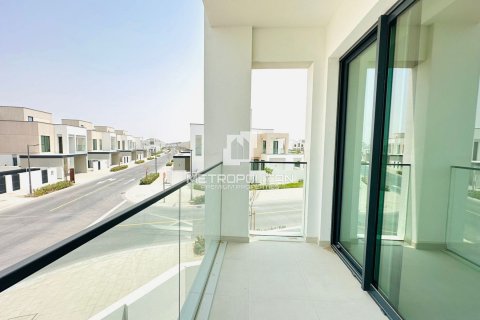 Villa en Arabian Ranches 3, Dubai, 4 dormitorios, 378 m², № 73794 - foto 11