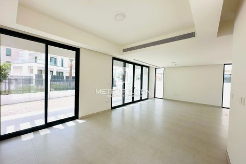 Villa en Arabian Ranches 3, Dubai, 4 dormitorios, 378 m², № 73794 - foto 3