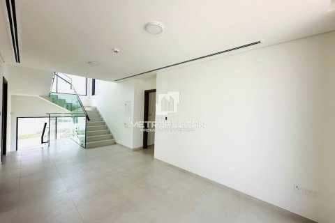Villa en Arabian Ranches 3, Dubai, 4 dormitorios, 378 m², № 73794 - foto 6