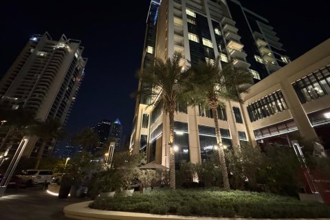 Apartment in The Hills, Dubai 2 bedrooms, 119.69 sq.m. № 142174 - photo 21
