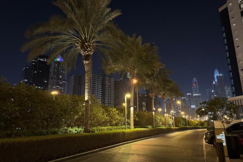 Apartment in The Hills, Dubai 2 bedrooms, 119.69 sq.m. № 142174 - photo 16