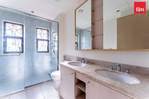 Adosado en Reem, Dubai, 3 dormitorios, 268 m², № 84282 - foto 17