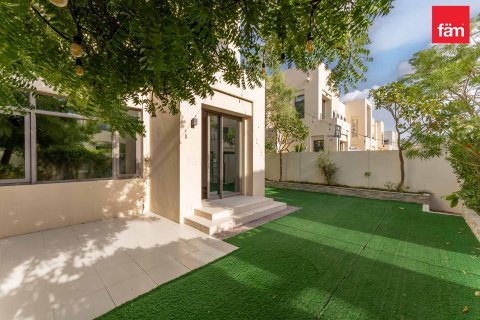 Adosado en Reem, Dubai, 3 dormitorios, 268 m², № 84282 - foto 9