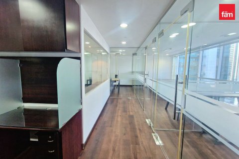 Oficina en Dubai, 95 m², № 84293 - foto 9