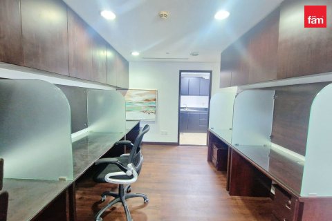 Oficina en Dubai, 95 m², № 84293 - foto 16