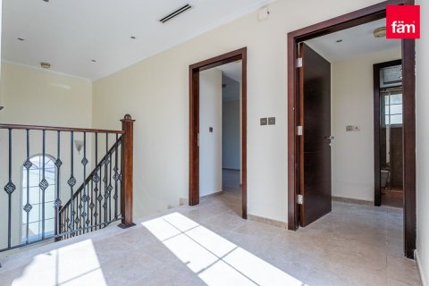Villa in Dubai 3 bedrooms, 676 sq.m. № 9246 - photo 22