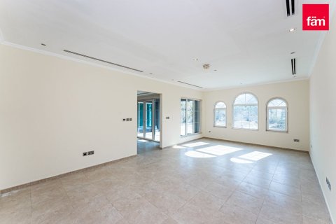 Villa in Dubai 3 bedrooms, 676 sq.m. № 9246 - photo 16