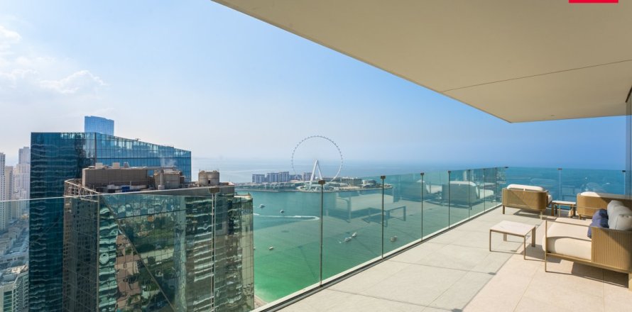 Apartment in Dubai 3 bedrooms, 299.4 sq.m. № 9544