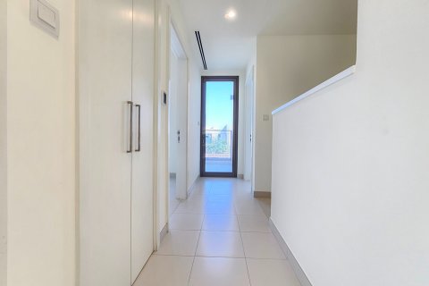 Снять в аренду виллу в Dubai South (Dubai World Central), Дубай: 4 спальни, 297.28960000м², № 93807 - фото 13