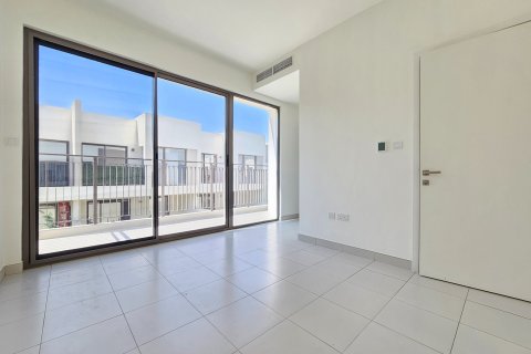 Снять в аренду виллу в Dubai South (Dubai World Central), Дубай: 4 спальни, 297.28960000м², № 93807 - фото 12