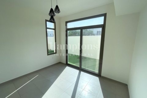 Adosado en Noor Townhouses, Town Square, Dubai, 4 dormitorios, 303.92008711 m², № 12726 - foto 11