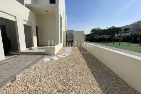 Adosado en Noor Townhouses, Town Square, Dubai, 4 dormitorios, 303.92008711 m², № 12726 - foto 28