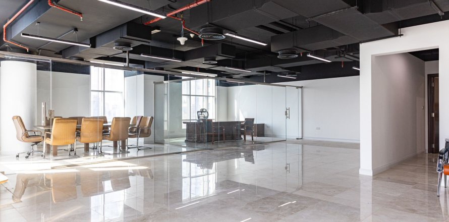 Office in Jumeirah Lake Towers, Dubai 168 sq.m. № 7416