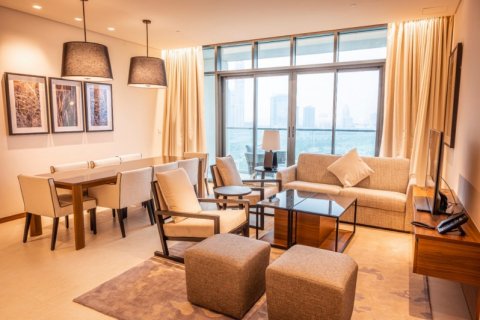Apartment in The Hills, Dubai 3 bedrooms, 171.2 sq.m. № 20975 - photo 1