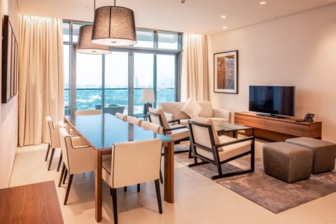 Apartment in The Hills, Dubai 3 bedrooms, 171.2 sq.m. № 20975 - photo 5
