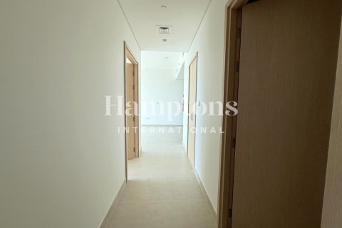 Apartment in Mina Rashid, Dubai 2 bedrooms, 121.67970425 sq.m. № 63468 - photo 6