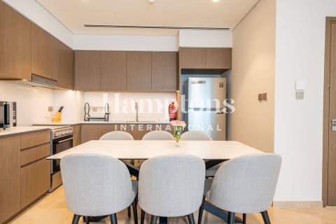 Apartment in Grandeur Residences, Palm Jumeirah, Dubai 2 bedrooms, 111.57650300 sq.m. № 63454 - photo 1