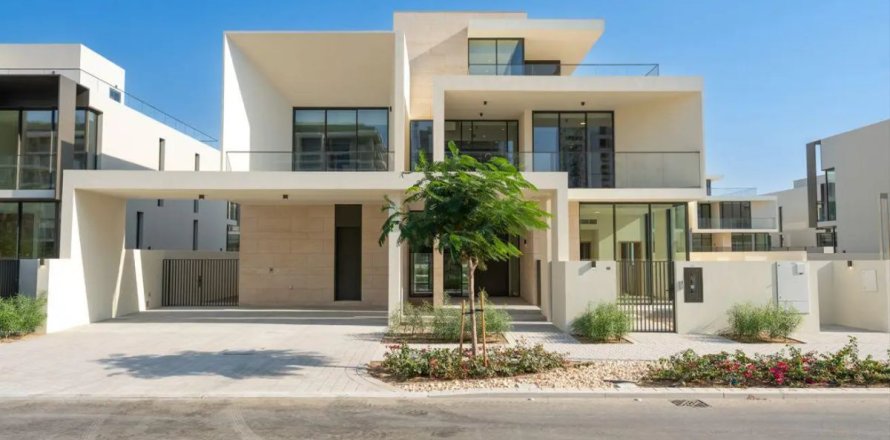 Villa in Dubai Hills Estate, Dubai 5 bedrooms, 662.2 sq.m. № 110585