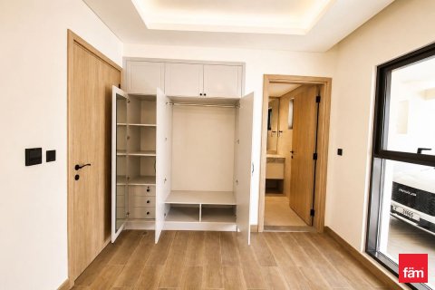 Townhouse in Dubai 5 bedrooms, 184 sq.m. № 110582 - photo 3