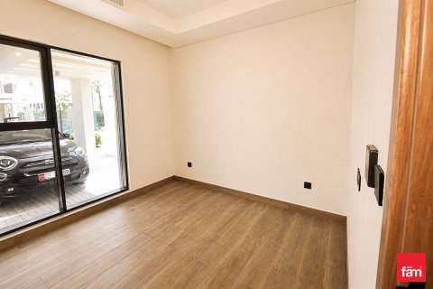 Townhouse in Dubai 5 bedrooms, 184 sq.m. № 110582 - photo 4