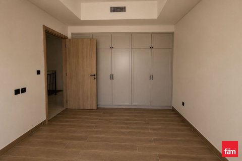 Townhouse in Dubai 5 bedrooms, 184 sq.m. № 110582 - photo 12