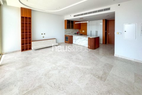 Apartment in Palm Jumeirah, Dubai 2 bedrooms, 126 sq.m. № 45014 - photo 3
