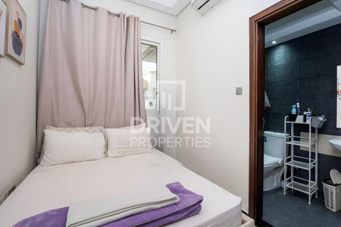 Townhouse in Jumeirah Village Triangle, Dubai 3 bedrooms, 168 sq.m. № 19298 - photo 12