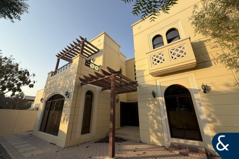 Villa à Mudon, Dubai, 4 chambres, 353 m², № 76549 - photo 1