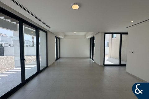 Villa in Caya, Arabian Ranches 3, Dubai 4 bedrooms, 381 sq.m. № 76550 - photo 8