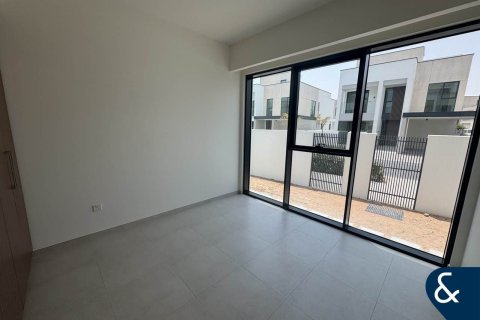 Villa in Caya, Arabian Ranches 3, Dubai 4 bedrooms, 381 sq.m. № 76550 - photo 11