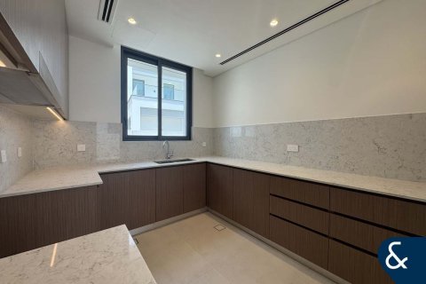 Villa in Caya, Arabian Ranches 3, Dubai 4 bedrooms, 381 sq.m. № 76550 - photo 10