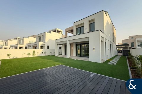 Villa in Caya, Arabian Ranches 3, Dubai 4 bedrooms, 381 sq.m. № 76550 - photo 2