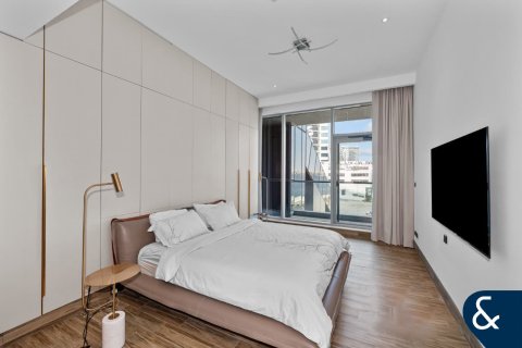 Apartment in Business Bay, Dubai 3 bedrooms, 484 sq.m. № 76546 - photo 16